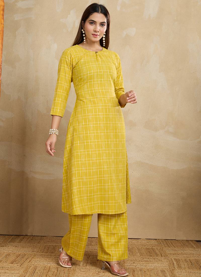 Yellow printed cotton blend kurta pant set