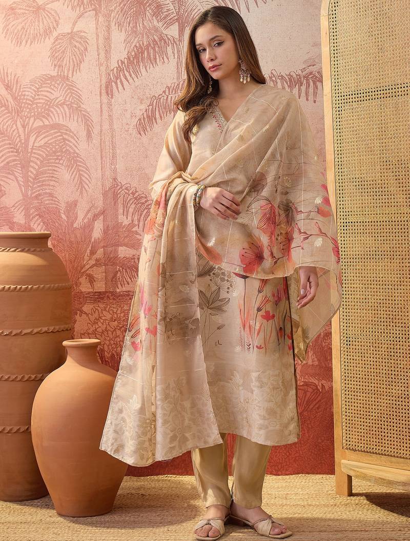 Women chanderi printed beige kruta set