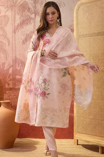 Women chanderi printed peach kruta set