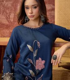 Women roman silk embroidery  navy blue kruta set