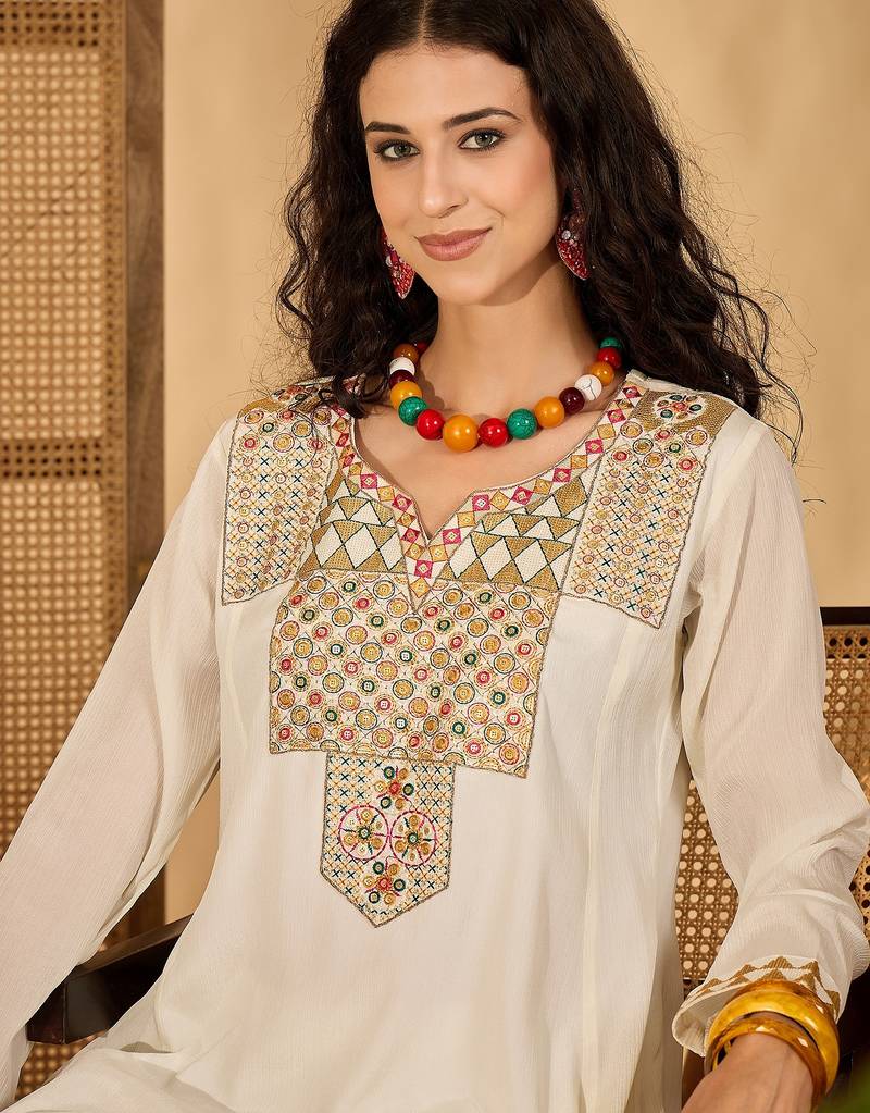 Women chinon silk embroidered cream kruta set