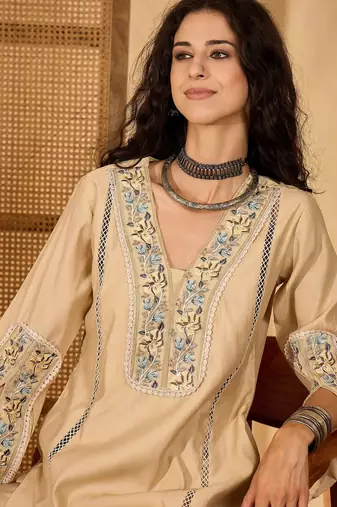 Women roman silk embroidered beige kruta set