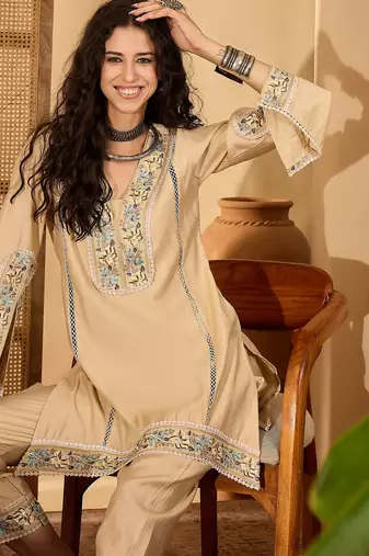 Women roman silk embroidered beige kruta set