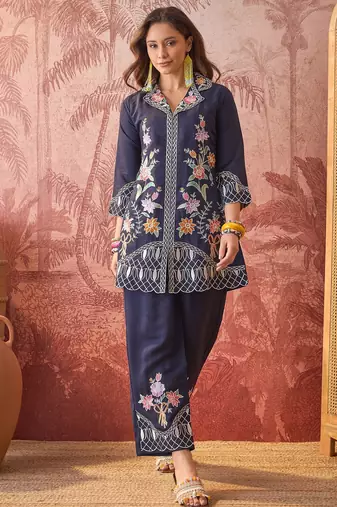 Women roman silk embroidery navy blue kruta set