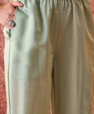 Women roman silk blend embroidery green kruta set 3