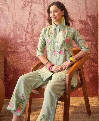 Women roman silk blend embroidery green kruta set 5