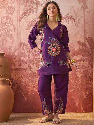 Women roman silk blend embroidery off white kruta set 4