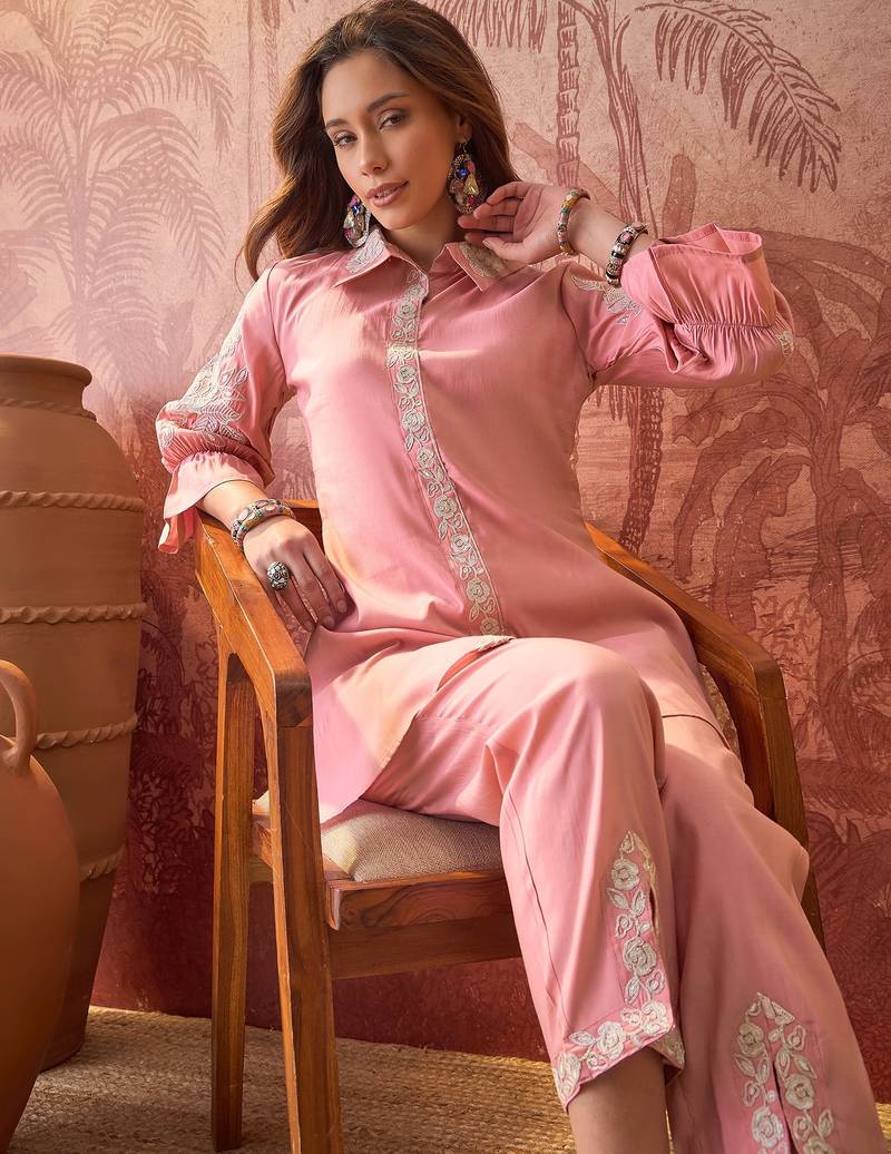 Women roman silk embroidery  pink kruta set