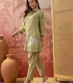Women chinon embroidery  pista green kruta set