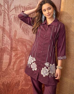 Women chinon embroidery maroon kruta set 2