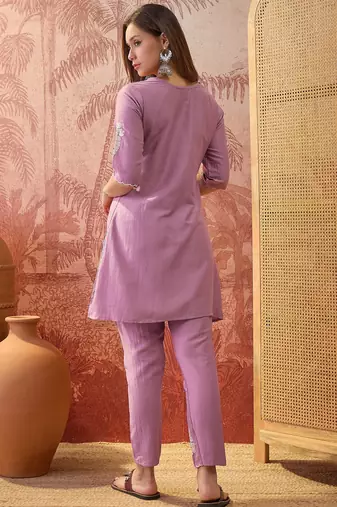 Women chinon embroidery mauve kruta set