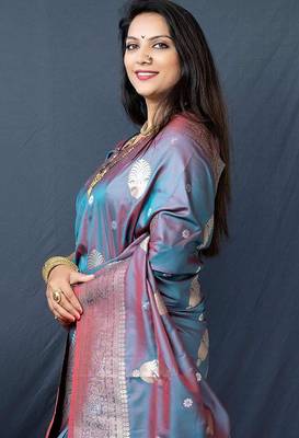 grey plain silk_blend silk-blend-sarees saree with blouse 3