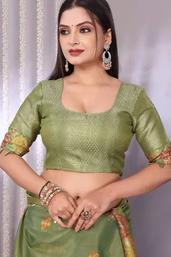 Green plain tissue tissue-sarees saree with blouse