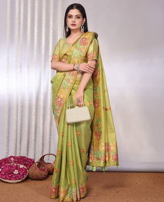 Green plain tissue tissue-sarees saree with blouse 4