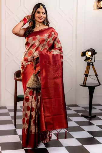 maroon silk blend banarasi saree with unstitched blouse piece