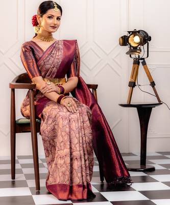 mergenta silk blend banarasi saree with unstitched blouse piece 4