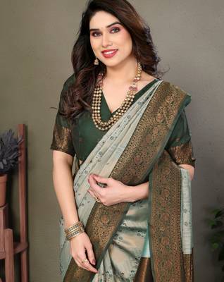 light pista green silk blend banarasi saree with unstitched blouse piece 4
