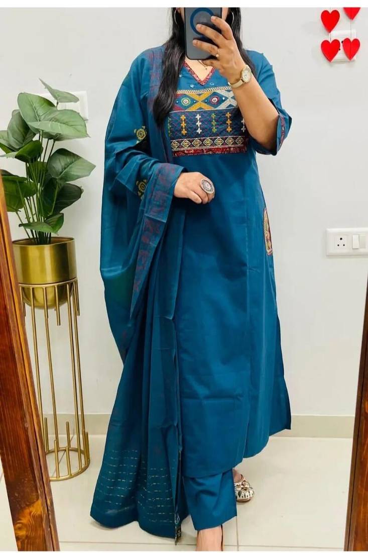 Floral embroidered v neck pure cotton kurta trouser & dupatta set