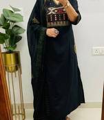 Floral embroidered v neck pure cotton kurta trouser & dupatta set