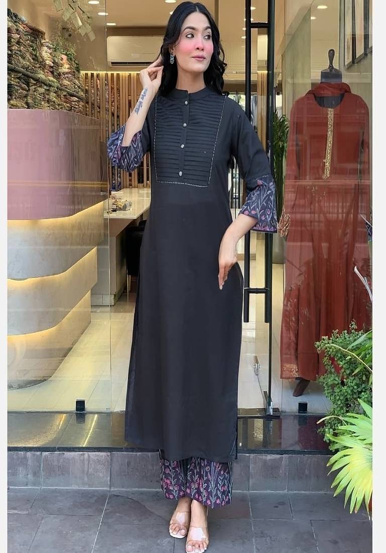 Floral embroidered round neck pure cotton kurta & trouser set