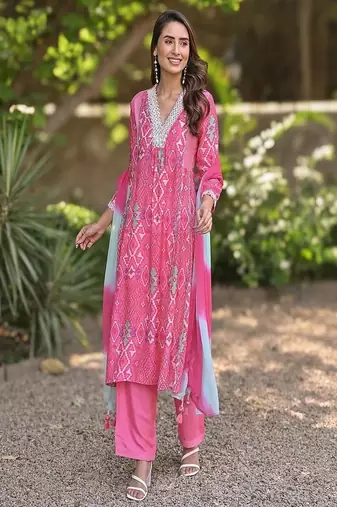 Floral embroidered v neck pure cotton kurta trouser & dupatta set