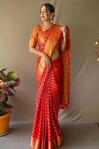 Red plain silk blend silk-blend-sarees saree with blouse