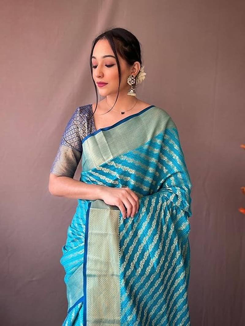Blue plain silk blend silk-blend-sarees saree with blouse