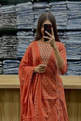 Floral embroidered round neck  cotton kurta trouser & dupatta set 3