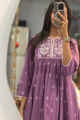 Floral embroidered round neck  cotton kurta & trouser set 2