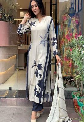 Floral embroidered round neck muslin kurta trouser & dupatta set 1
