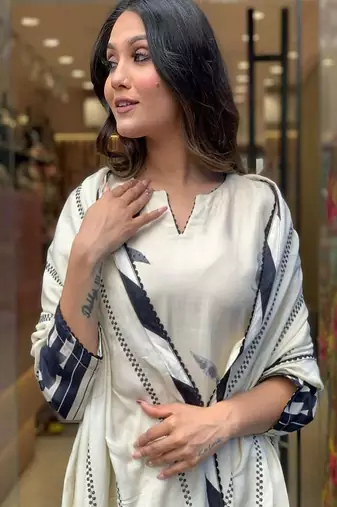 Floral embroidered round neck muslin kurta trouser & dupatta set