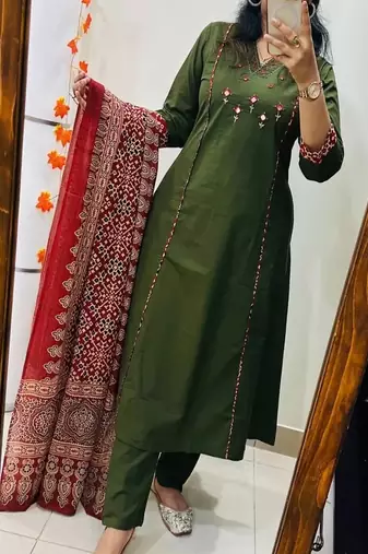 Floral embroidered v neck pure cotton kurta trouser & dupatta set