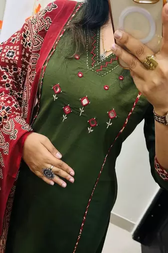 Floral embroidered v neck pure cotton kurta trouser & dupatta set