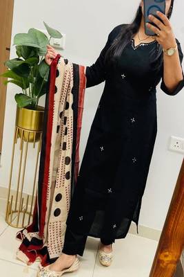 Floral embroidered u neck  cotton kurta trouser & dupatta set 3