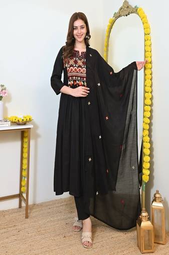 Floral embroidered u neck pure cotton kurta trouser & dupatta set