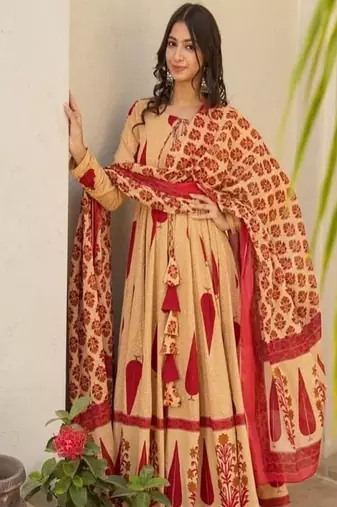 Floral printed boat neck  cotton kurta trouser & dupatta set