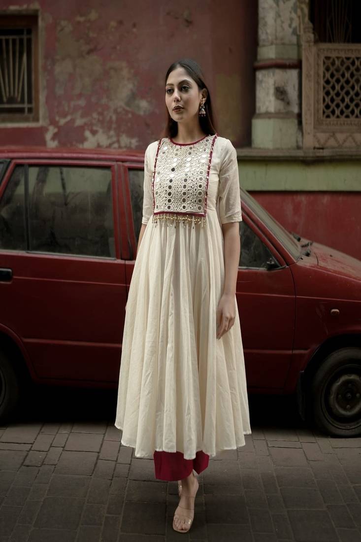 Floral embroidered round neck pure cotton kurta & trouser set