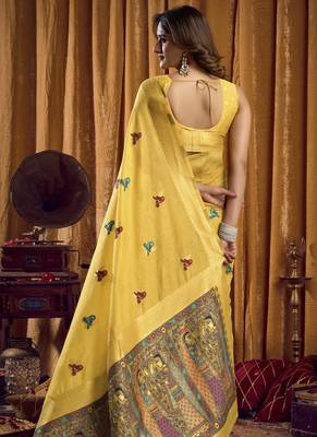 Yellow khadi cotton saree with elegant jhallar border saree 2
