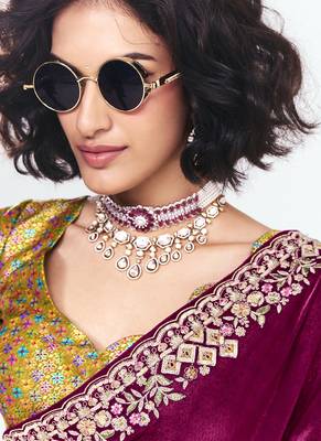 Maroon fancy beautified with sequins dhaga thread embroidered work saree 3