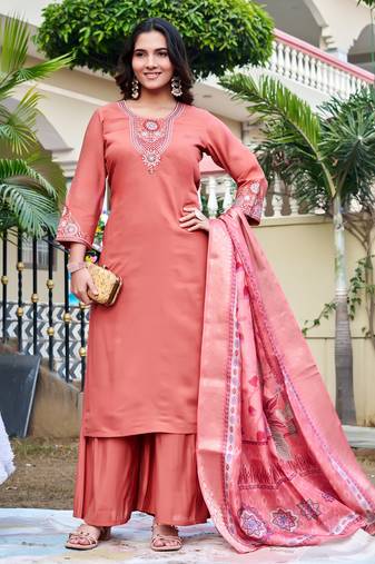Women Floral Embroidered Empire Thread Work Roman Slik  Kurta  Pant & With Dupatta