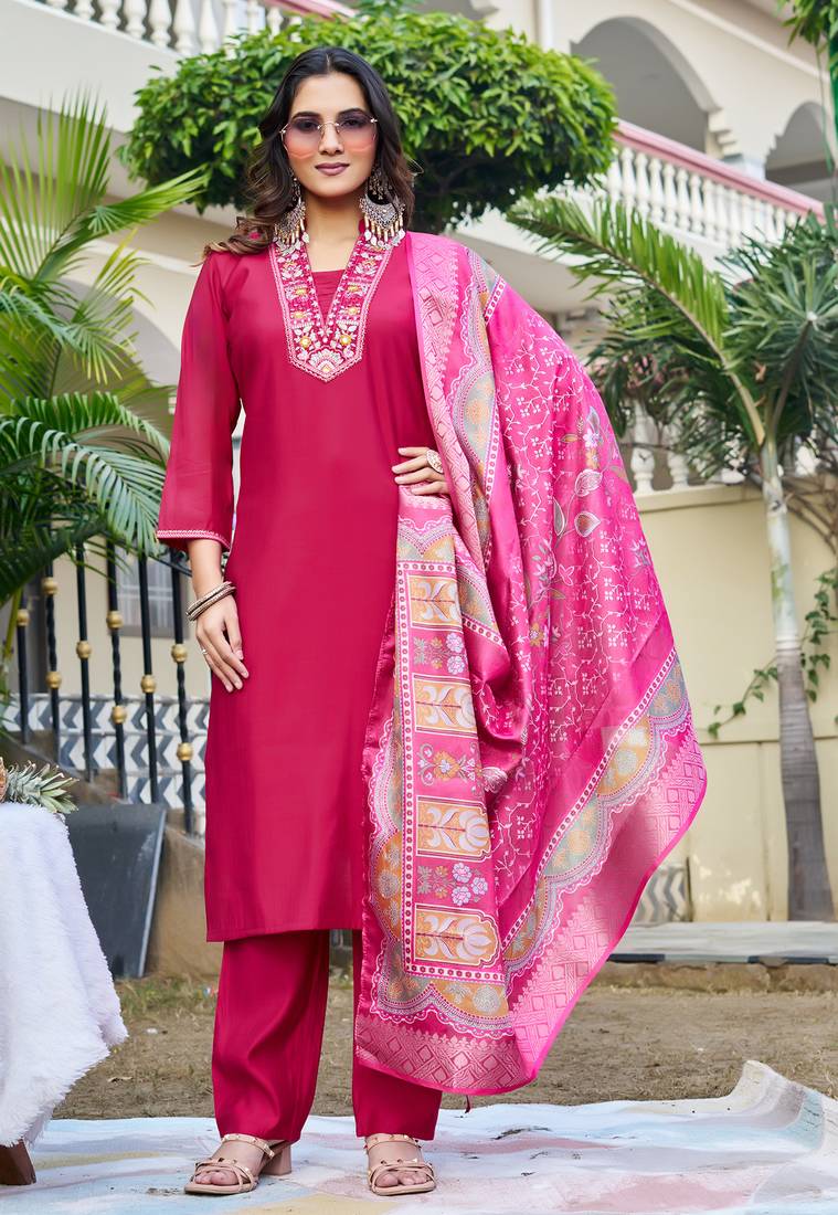 Women Floral Embroidered Empire Thread Work Roman Slik Kurta Pant With Dupatta