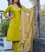 Women Floral Embroidered Empire Thread Work Dhabu Cotton Kurta Pant With Dupatta