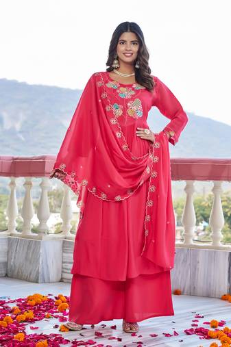 Women Floral Embroidered Empire Thread Work Dhabu Cotton Kurta Pant With Dupatta