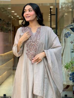 Women   s muslin cotton mirror embroidered grey anarkali kurta pant set with printed dupatta 4