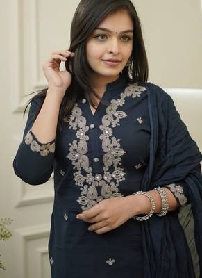  rayon silk embroidered navy blue kurta pant set with chanderi dupatta 5
