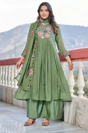 Women  Embroidered  Thread Work Mull Chanderi  Kurta with Palazzo & With Dupatta