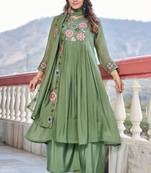 Women  Embroidered  Thread Work Mull Chanderi  Kurta with Palazzo & With Dupatta