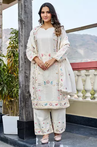 Women  Embroidered  Thread Work Mull Cotton  Kurta with Trouser & With Dupatta