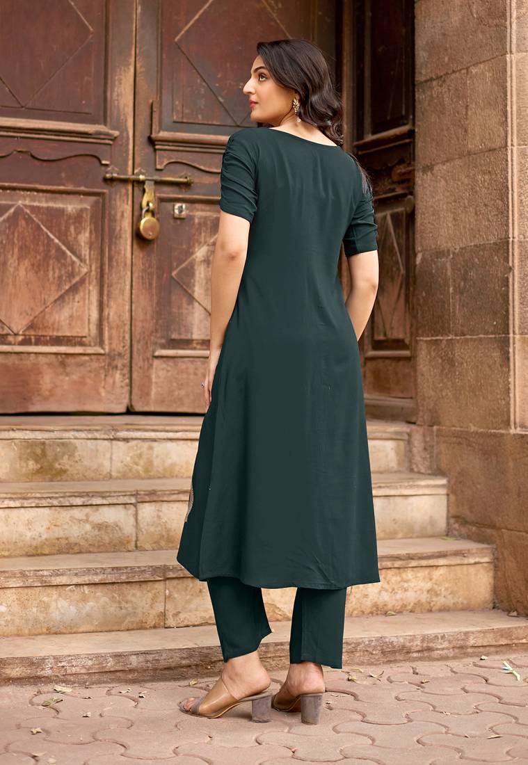 Women Ethnic Motifs Printed  Kurta with Trouser