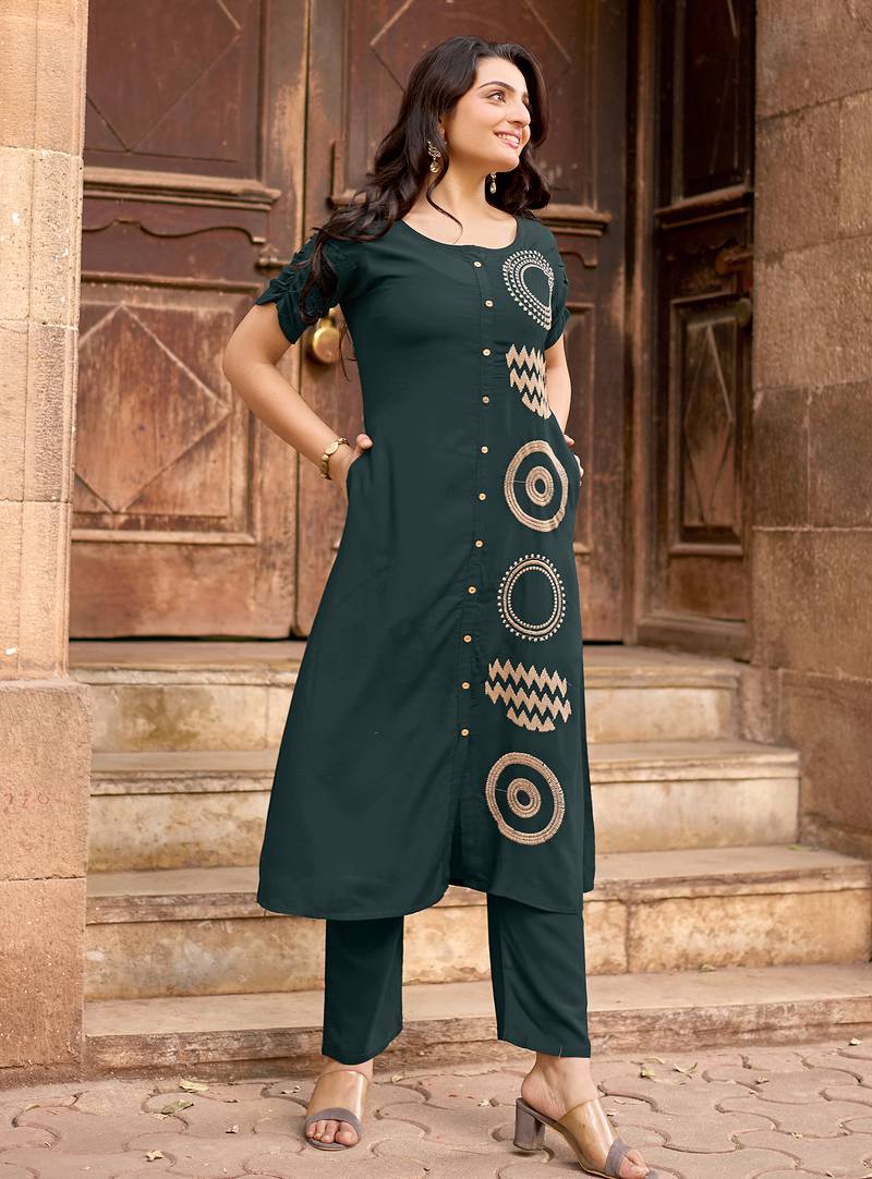 Women Ethnic Motifs Printed  Kurta with Trouser